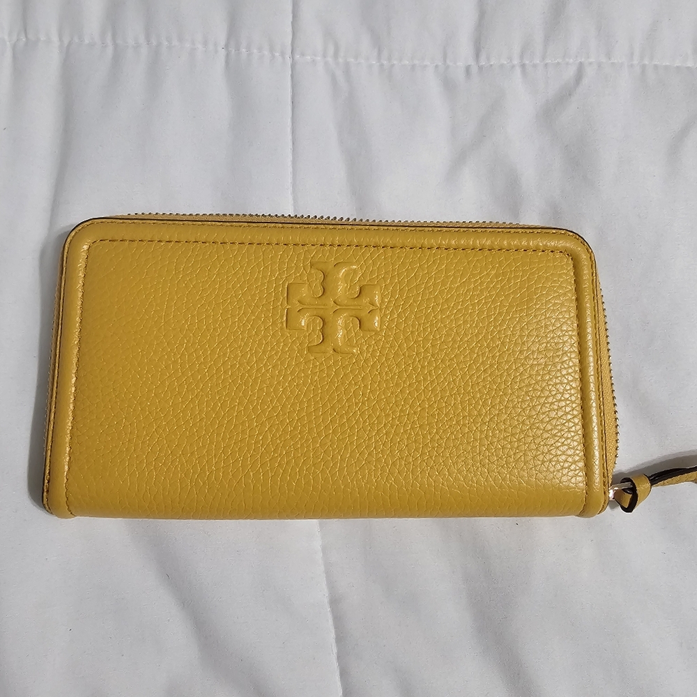 Tory Burch wallet